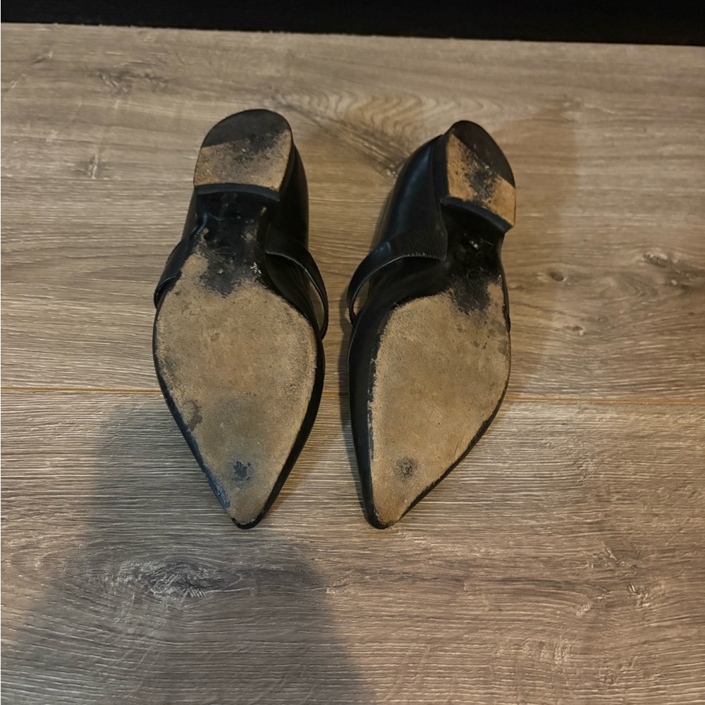 CHANEL Black Leather Pointed Mary Jane Flats with Burgundy Lining - Picture 5 of 5